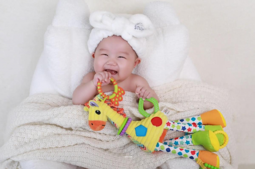 浚县1岁宝宝流鼻涕打喷嚏